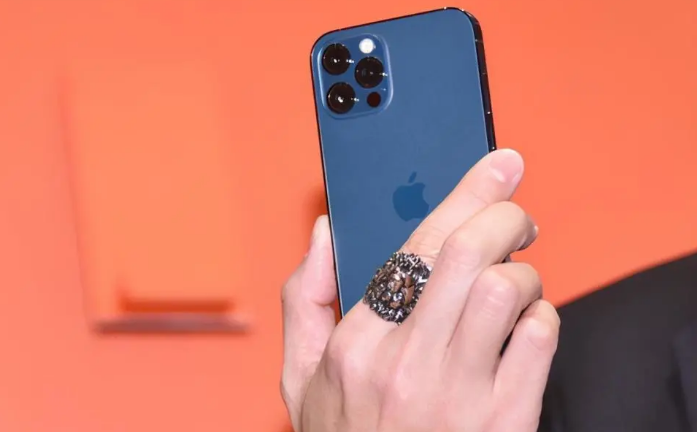 沂水苹果手机维修分享iPhone12系列重启方法教程 